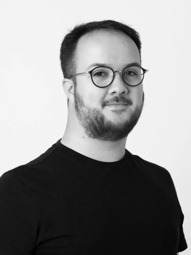 Black-and-white portrait of Nicolás Palestini Abramovich